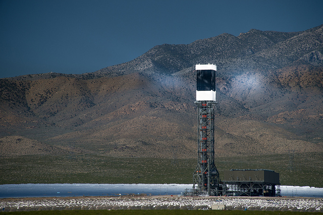 Mirrors from Ivanpah concentrate light and heat onto a single boiler. Photo: Howard Ignatius